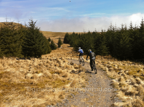 Riding towards Whelpstone Crag.