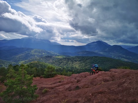 Gallinero mountain biking, Pyrennes